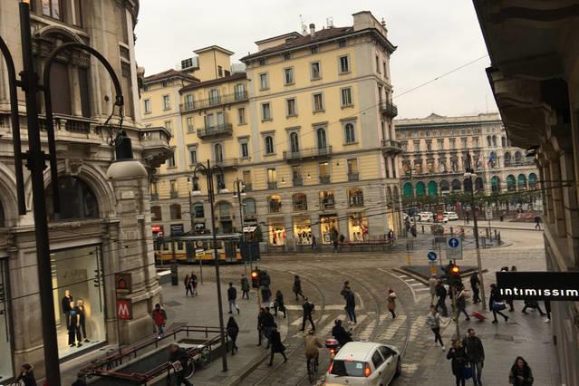 Flat In Piazza Duomo Apartman Milánó Kültér fotó
